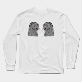 Otters in Love - cool and cute animal design - on white Long Sleeve T-Shirt